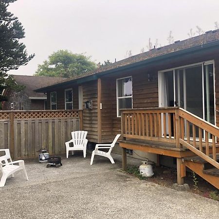 Edgewood Getaway Villa Сийсайд Екстериор снимка