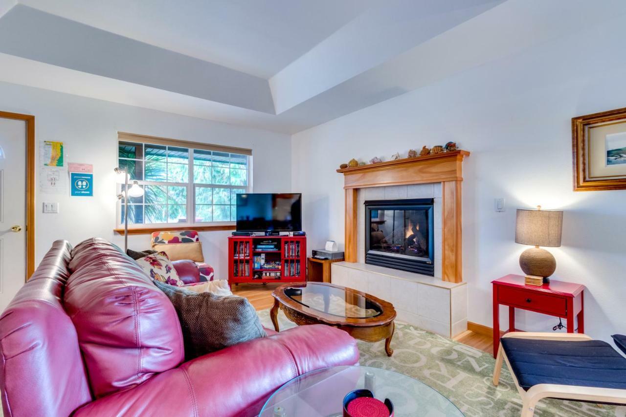 Edgewood Getaway Villa Сийсайд Екстериор снимка